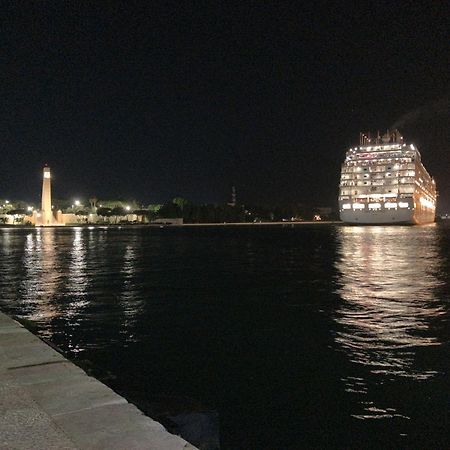 Апартаменты Monolocale Porta Napoli Бриндизи Экстерьер фото